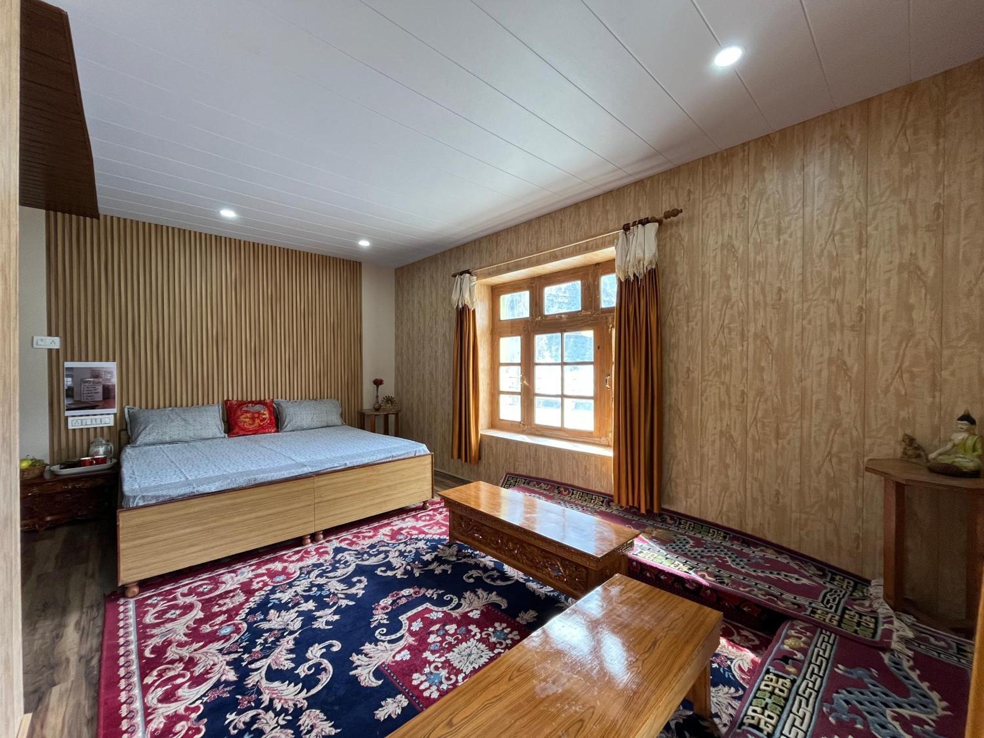 Snowflake Homestay Gondhla Экстерьер фото