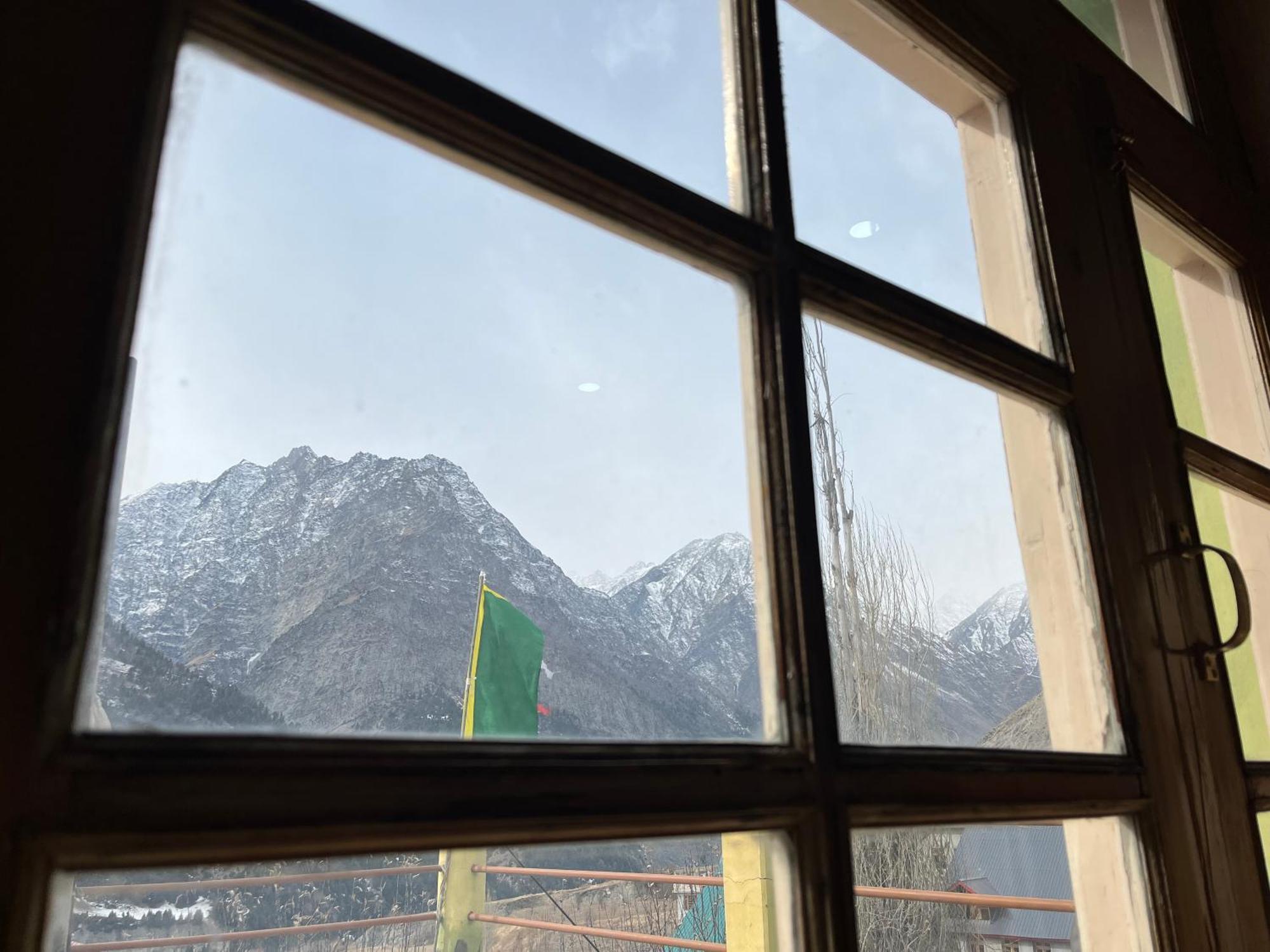 Snowflake Homestay Gondhla Экстерьер фото